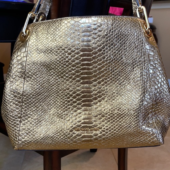 Gold Metallic Snakeskin Michael Kors purse. - Picture 10 of 11